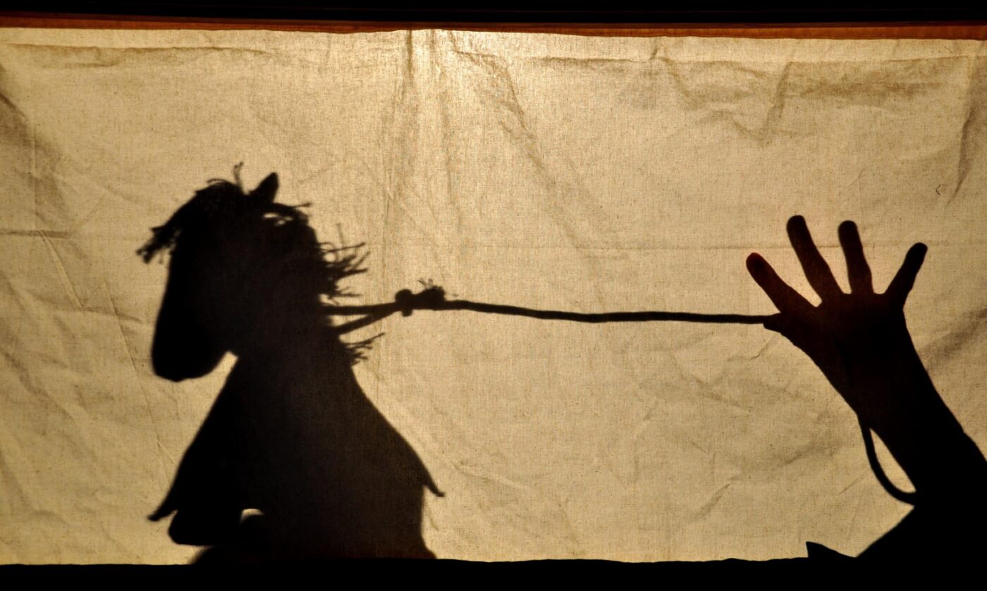 Circ Llull - Micro Troupe - Teatre de titelles
